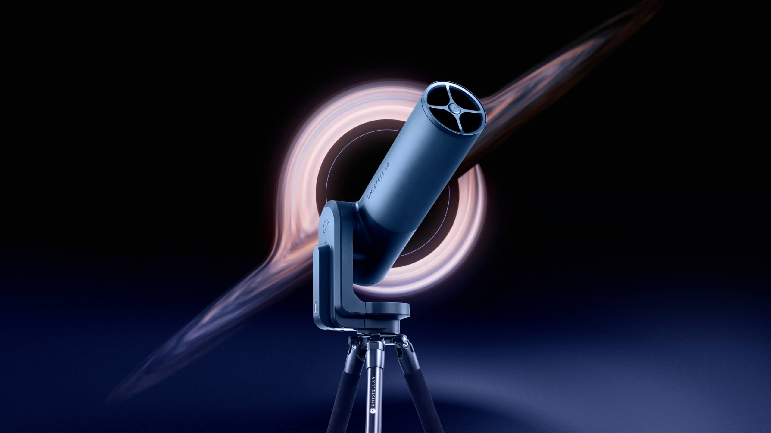 Unistellar - Télescope devant trou noir